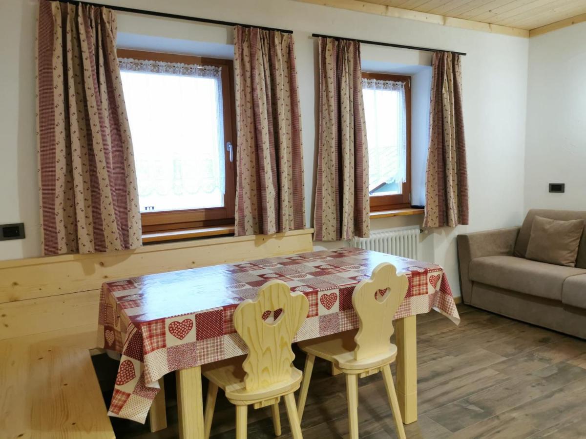 App Col di Lana - Agriturismo La Majon da Col Colle Santa Lucia Esterno foto